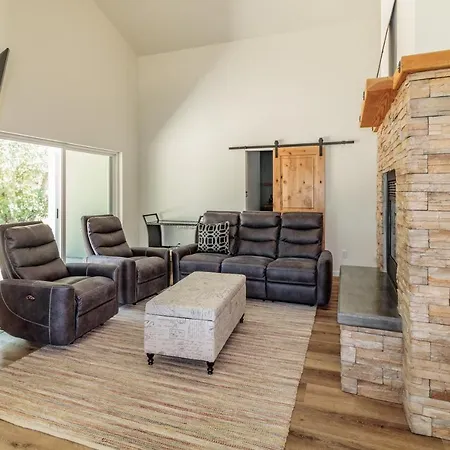 Yosemite Sandy River Retreat